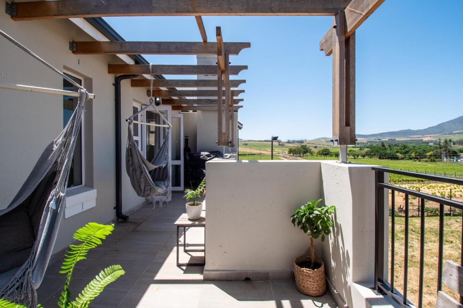 3 Bedroom Property for Sale in Nooitgedacht Village Western Cape